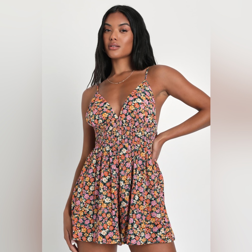 NWT! Lulus Flirty Lifestyle Black Multi Floral Sleeveless Tie-Back Romper